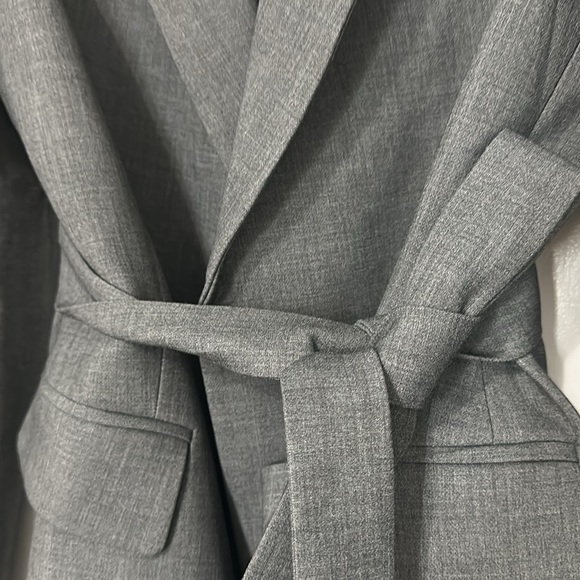 Aritzia Innovate blazer NWT - Picture 4 of 12